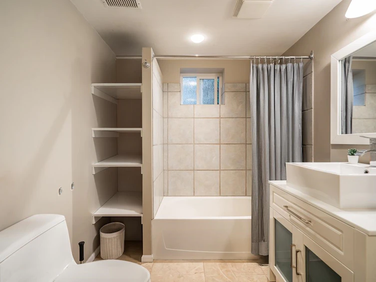 1358 E 14th Street, North Vancouver, BC, V7J 1K4 - 32