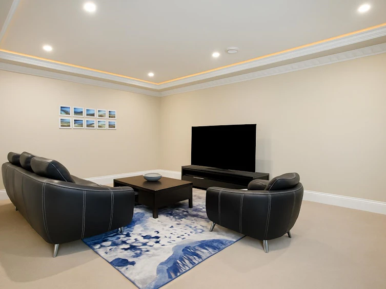 9320 Saunders Road, Richmond, BC, V7A 2B3 - 6