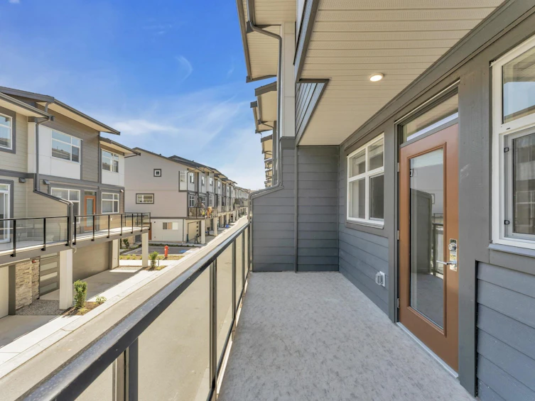 6-8430 203a Street, Langley, BC, V2Y 3N4 - 8