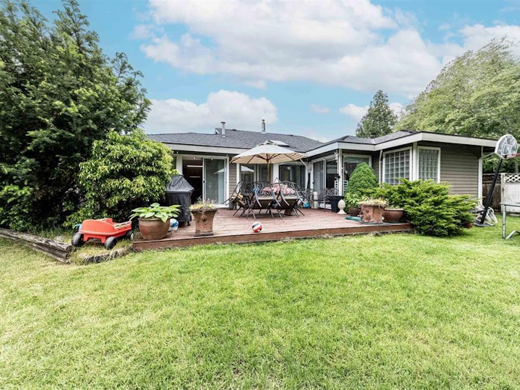 14636 18 Avenue, Surrey, BC, V4A 7R3