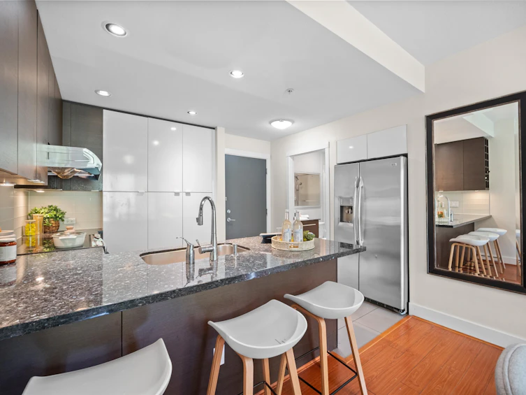 308-3478 Wesbrook Mall, Vancouver, BC, V6S 0B6 - 15