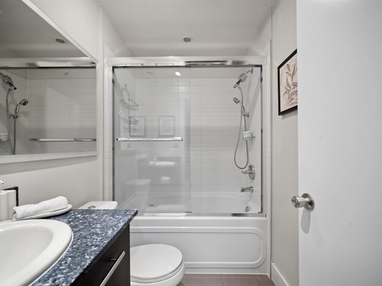 308-3478 Wesbrook Mall, Vancouver, BC, V6S 0B6 - 25