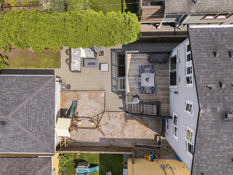 2575 Napier Street, Vancouver, BC, V5K 2W4 - 35