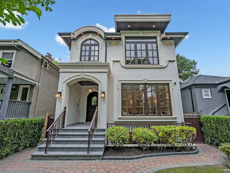 2877 W 15th Avenue, Vancouver, BC, V6K 3A1 - 2
