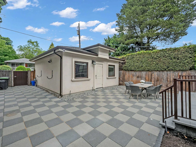 2877 W 15th Avenue, Vancouver, BC, V6K 3A1 - 39