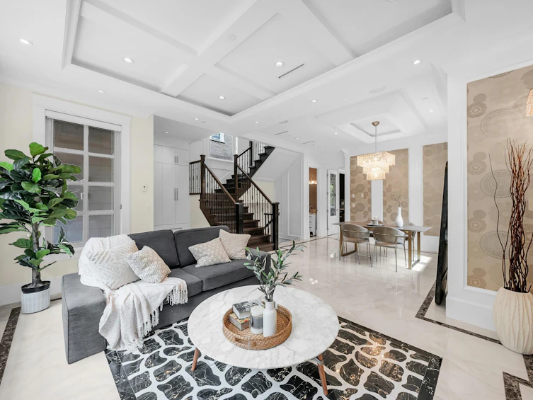 2877 W 15th Avenue, Vancouver, BC, V6K 3A1 - 4