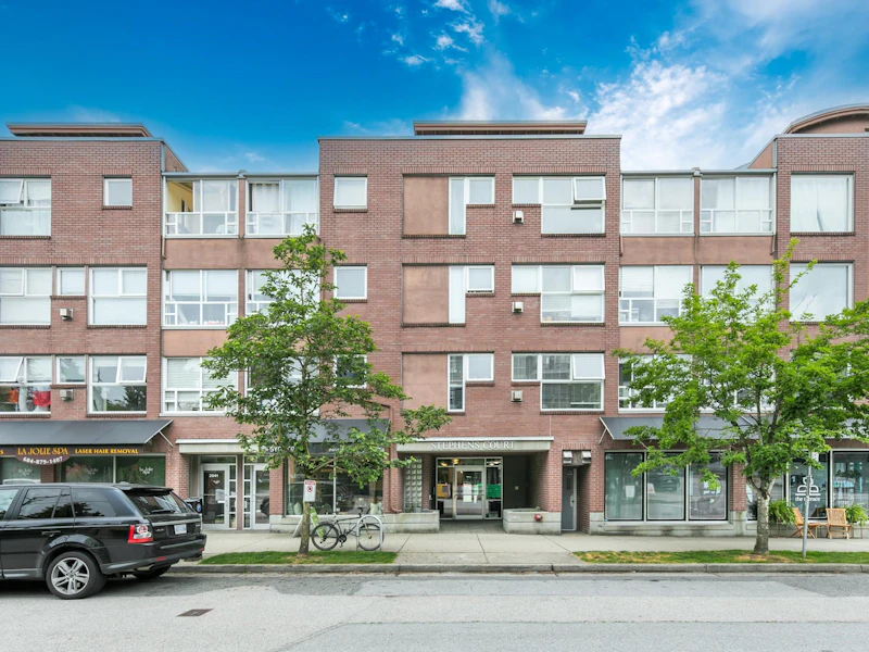 203 - 2025 Stephens Street, Vancouver BC V6K 3W2