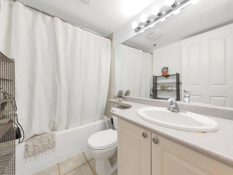 203-2025 Stephens Street, Vancouver, BC, V6K 3W2 - 20