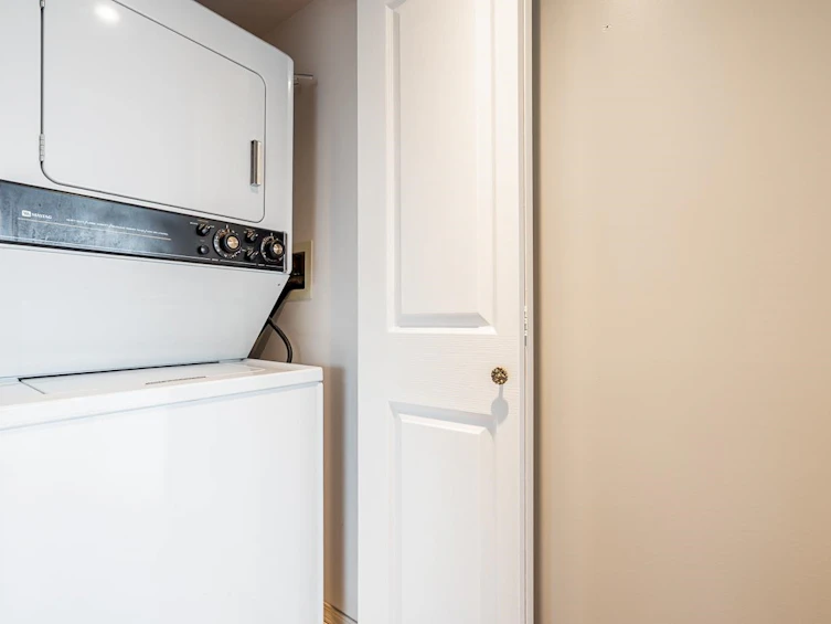 401-3190 Gladwin Road, Abbotsford, BC, V2T 5T2 - 29