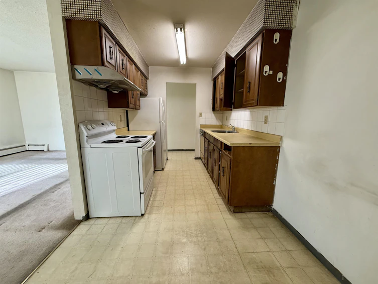 206-1622 Frances Street, Vancouver, BC, V5L 1Z4 - 4