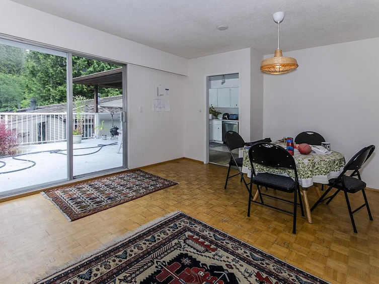 4630 Strathcona Road, North Vancouver, BC, V7G 1G3 - 18