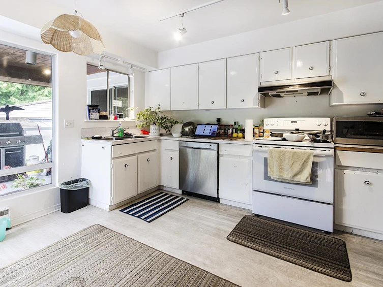 4630 Strathcona Road, North Vancouver, BC, V7G 1G3 - 20