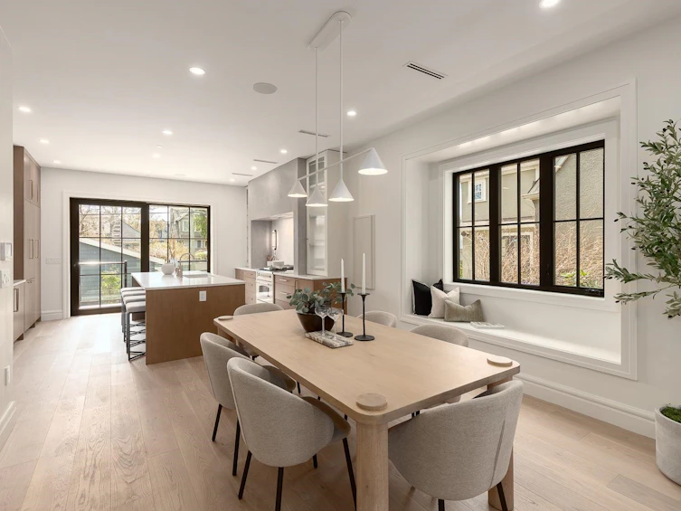 3026 W 32nd Avenue, Vancouver, BC, V6L 2C1 - 4