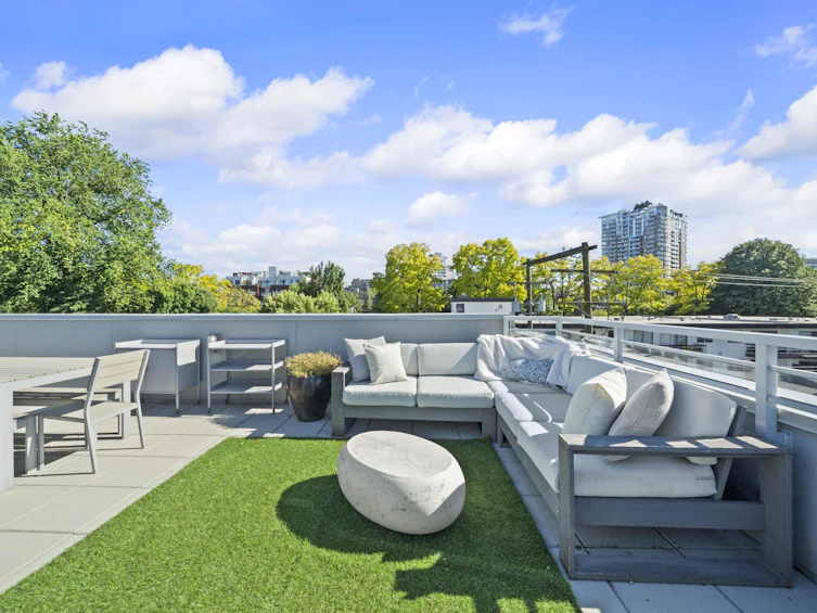 2333 Brunswick Street, Vancouver, BC, V5T 1M8 - 3