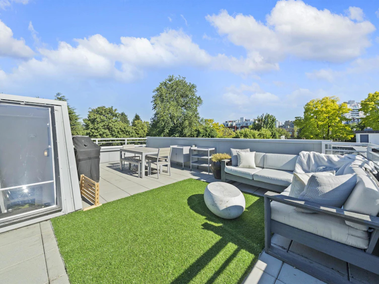 2333 Brunswick Street, Vancouver, BC, V5T 1M8 - 2