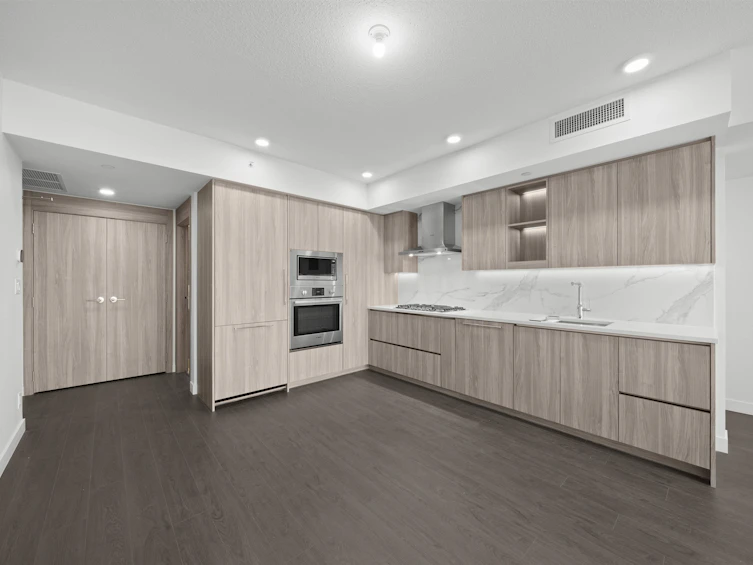 3004-13778 100 Avenue, Surrey, BC, V3T 0V3 - 4