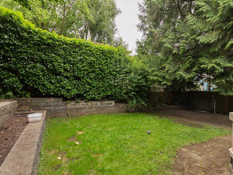 832 Salsbury Drive, Vancouver, BC, V5L 4A2 - 30