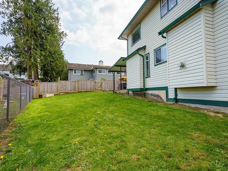 19950 48a Avenue, Langley, BC, V3A 6Z7 - 35