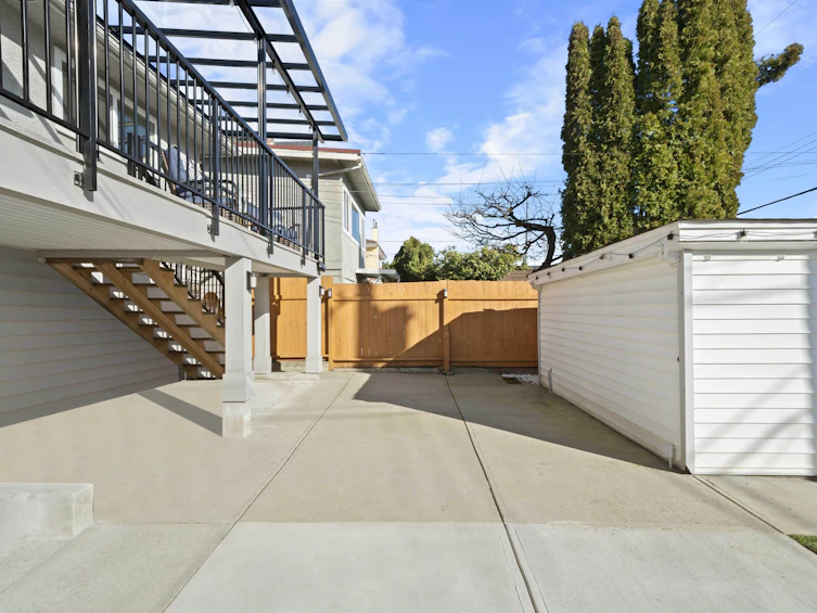 870 W 59th Avenue, Vancouver, BC, V6P 1X7 - 34