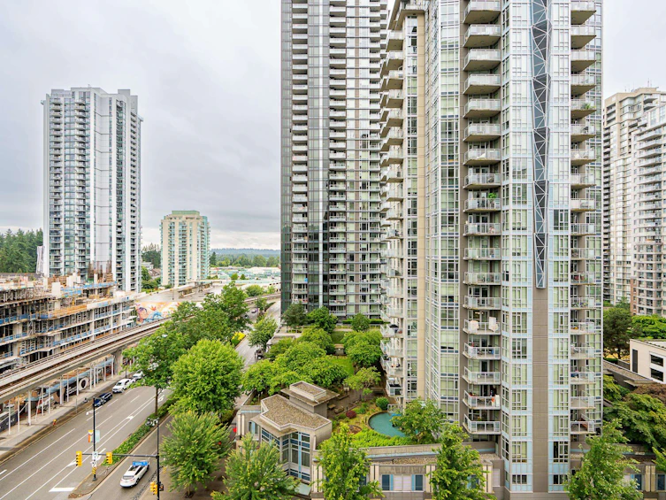 1105-3007 Glen Drive, Coquitlam, BC, V3B 0L8 - 29