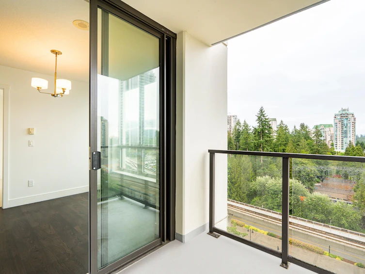 1105-3007 Glen Drive, Coquitlam, BC, V3B 0L8 - 26