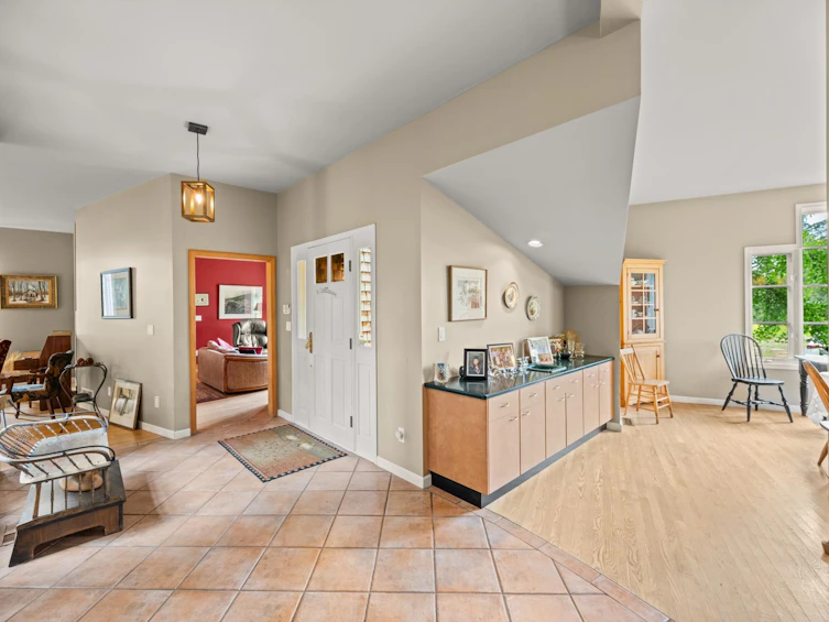 2690 224 Street, Langley, BC, V2Z 3B3 - 10