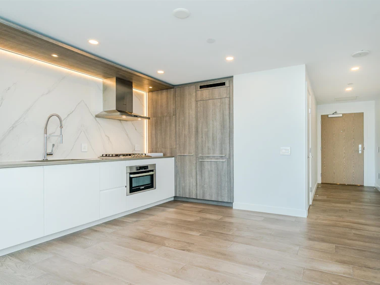1202-1441 Johnston Road, Surrey, BC, V4B 3Z4 - 6