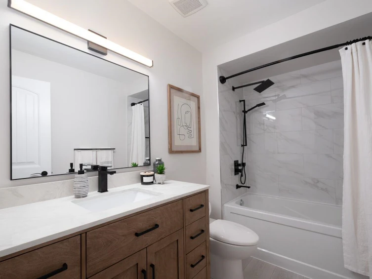 2034 Deep Cove Crescent, North Vancouver, BC, V7G 1T2 - 22