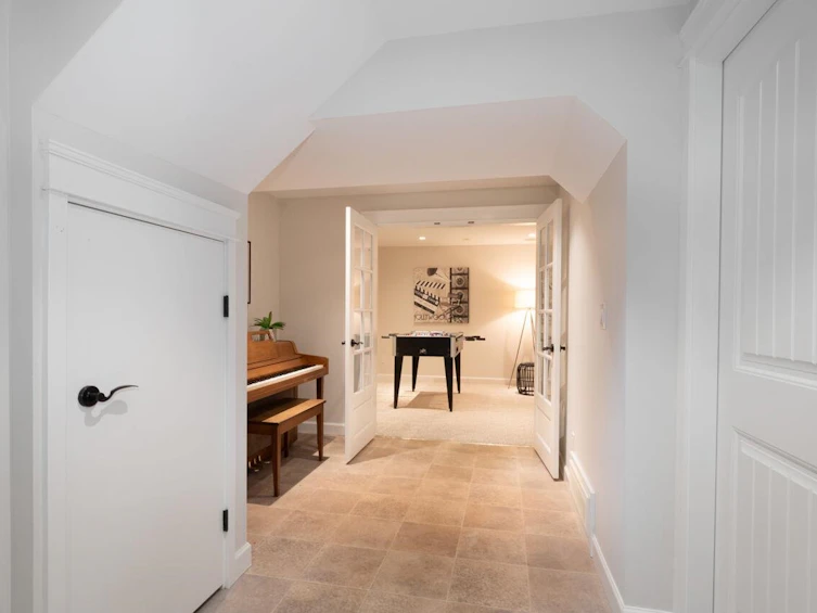 2034 Deep Cove Crescent, North Vancouver, BC, V7G 1T2 - 24