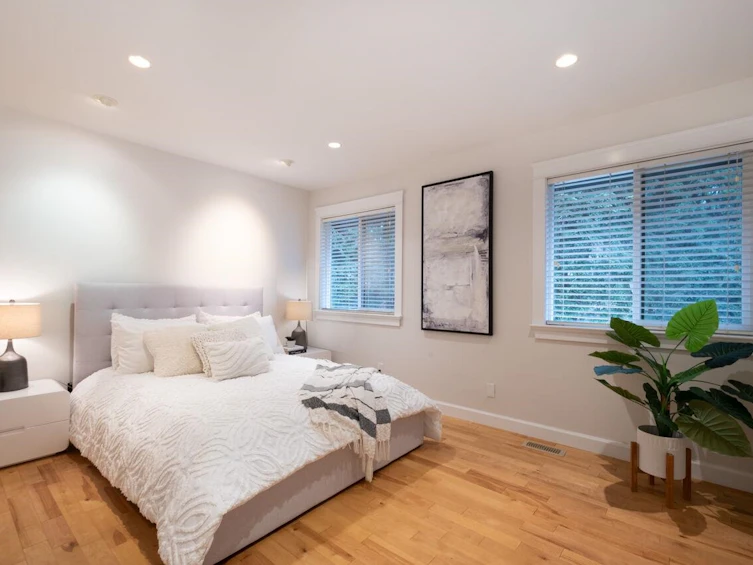 2034 Deep Cove Crescent, North Vancouver, BC, V7G 1T2 - 18