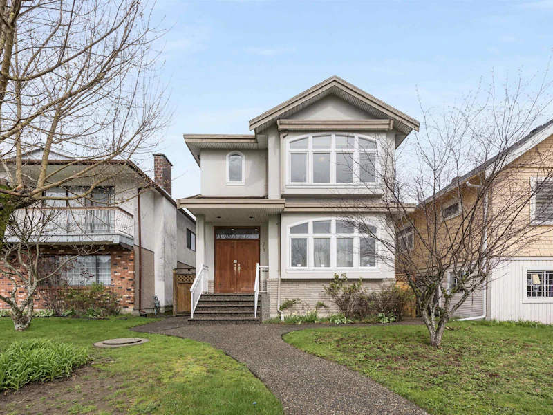 75 E 50th Avenue, Vancouver BC V5X 1A1