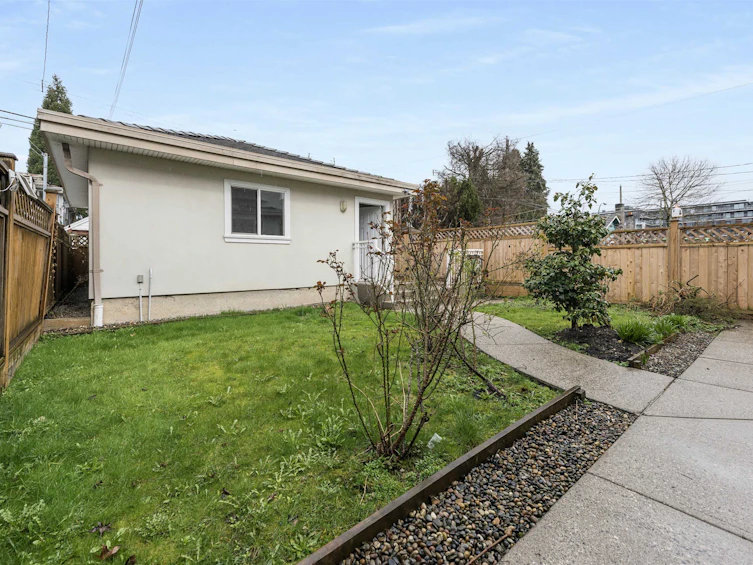 75 E 50th Avenue, Vancouver, BC, V5X 1A1 - 32