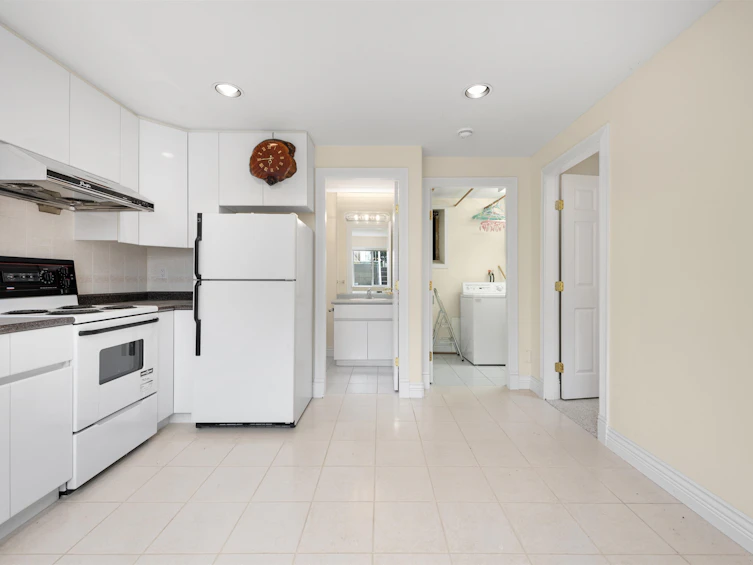 75 E 50th Avenue, Vancouver, BC, V5X 1A1 - 27