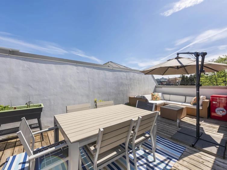 1858 W 1st Avenue, Vancouver, BC, V6J 1G5 - 24