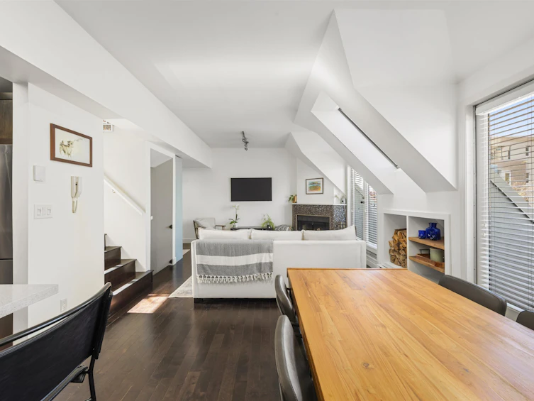 1858 W 1st Avenue, Vancouver, BC, V6J 1G5 - 4