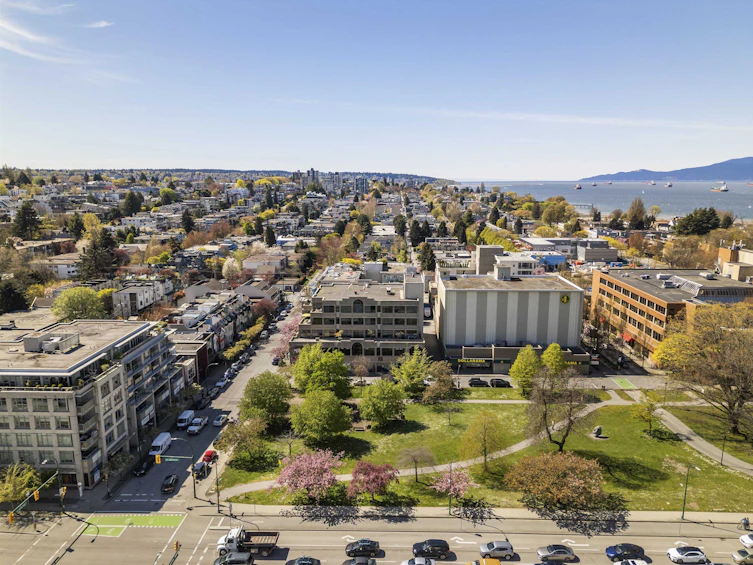 1858 W 1st Avenue, Vancouver, BC, V6J 1G5 - 36