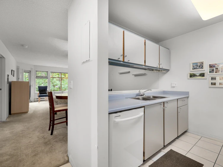 308-925 W 10th Avenue, Vancouver, BC, V5Z 1L9 - 3