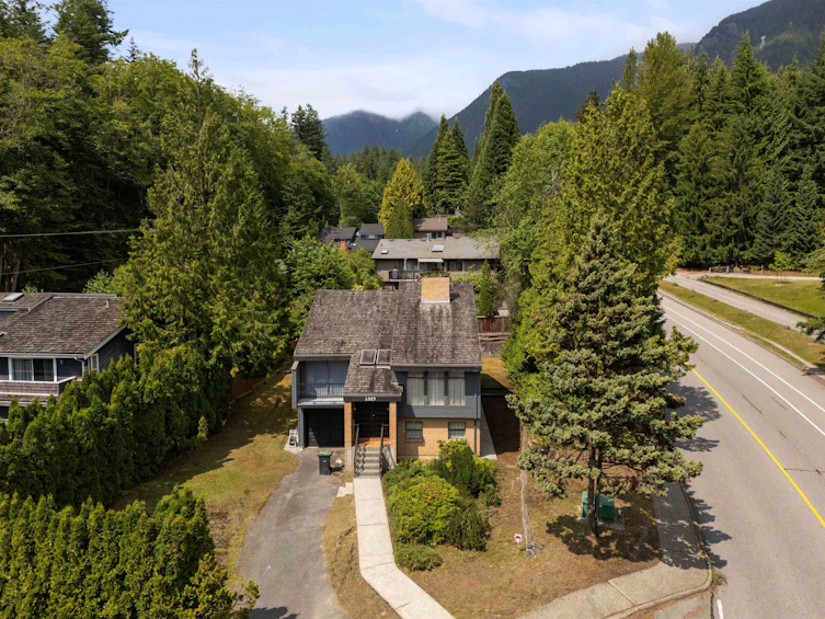 5283 Nancy Greene Way, North Vancouver, BC, V7R 4N2 - 25