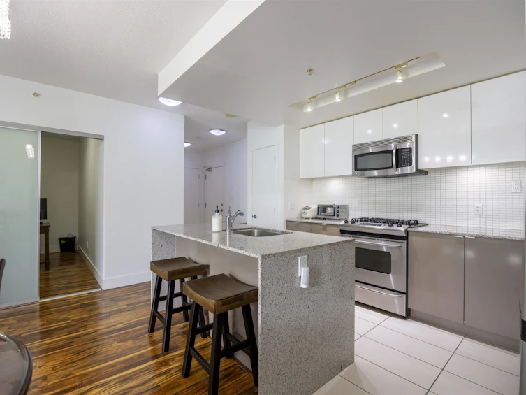 305-4808 Hazel Street, Burnaby, BC, V5H 0A2 - 13