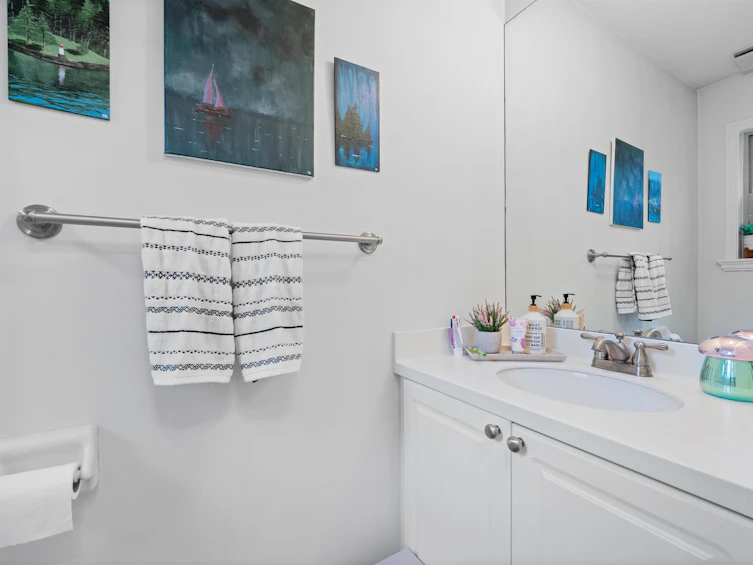 10-222 E 5th Street, North Vancouver, BC, V7L 1L7 - 11