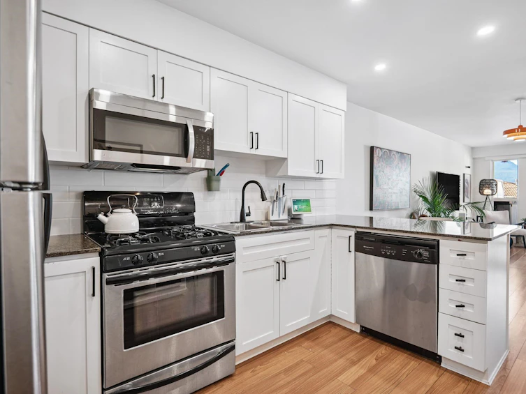 312-3423 E Hastings Street, Vancouver, BC, V5K 2A5 - 15