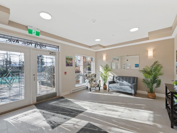 108-13911 70 Avenue, Surrey, BC, V3R 5N6 - 5