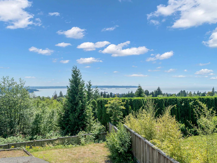 1368 Tyrol Road, West Vancouver, BC, V7S 2L6 - 3