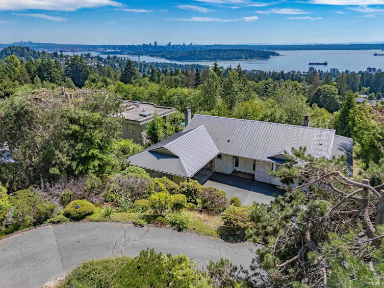 1368 Tyrol Road, West Vancouver, BC, V7S 2L6