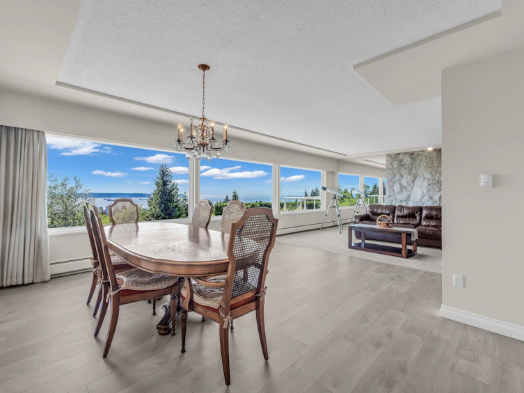 1368 Tyrol Road, West Vancouver, BC, V7S 2L6 - 9