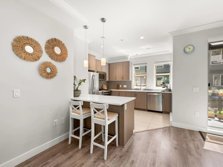 24-757 Orwell Street, North Vancouver, BC, V7J 3K6 - 15