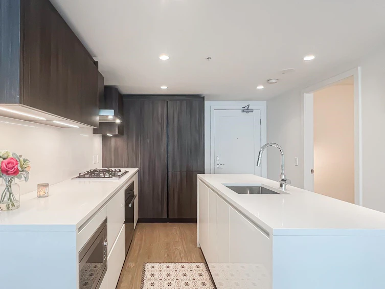 605-6320 No. 3 Road, Richmond, BC, V6Y 0L5 - 3