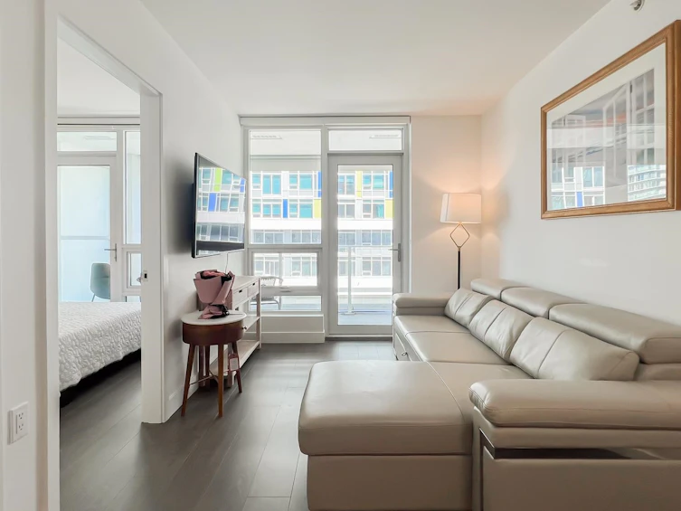 605-6320 No. 3 Road, Richmond, BC, V6Y 0L5 - 6