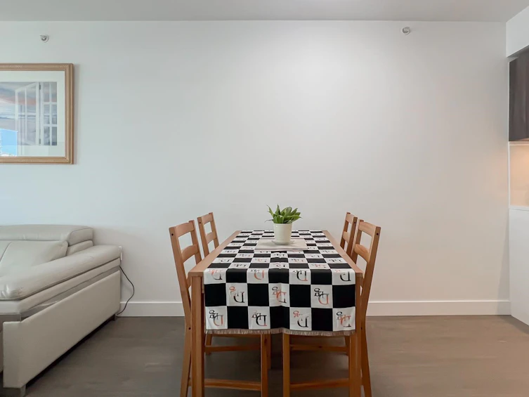 605-6320 No. 3 Road, Richmond, BC, V6Y 0L5 - 4
