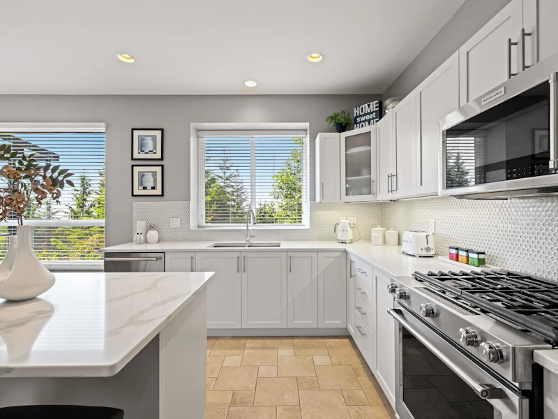 34 Hickory Drive, Port Moody BC V3H 5L9